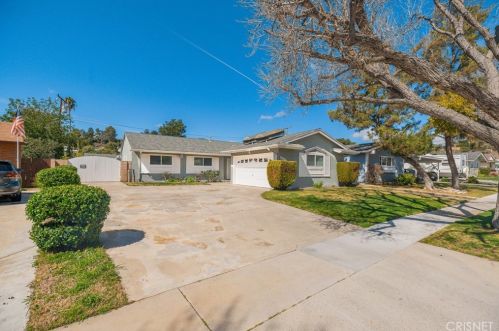 27117 Elias Ave, Santa Clarita, CA 91350-2132