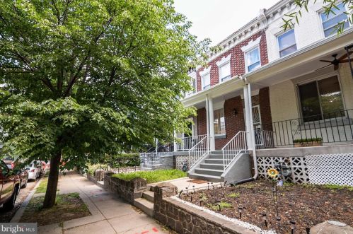 139 Quincy Pl, Washington, DC 20002-2146