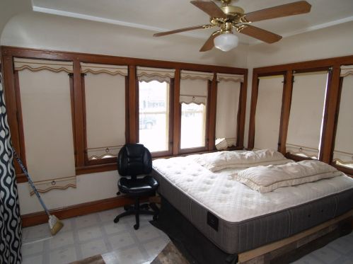 5722 Beloit Rd, Milwaukee WI 53219-2412 exterior