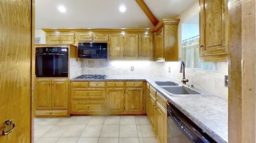 1007 Meadow Creek Dr, Allen TX  75002-1956 exterior