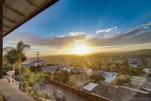 4360 Smt Dr, La Mesa CA 91941-7844 exterior