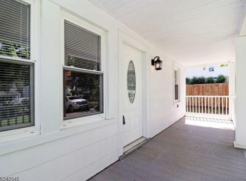 10 Cedar Ln, Chatham Township NJ  07928-1149 exterior