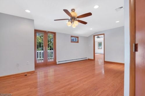 48 Cranford Ter, Cranford NJ  07016-3452 exterior