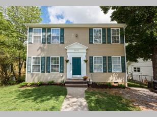 2215 Aster Rd, Knoxville, TN 37918-2918