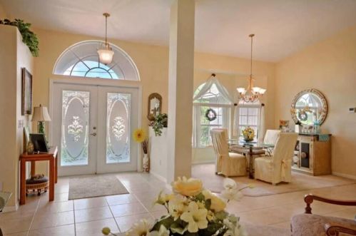 784 Saragossa Ave, Fort Pierce FL  34953-3719 exterior