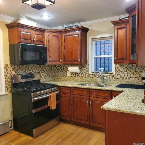 164-48 Nadal Pl, Jamaica, NY 11433-3424