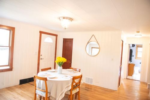 1458 1st Nh Tpke, Northwood NH  03261-3218 exterior