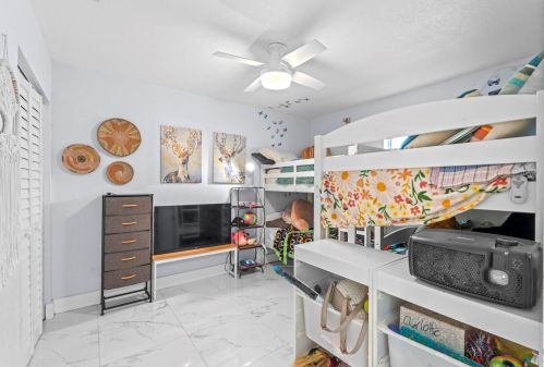 5305 Cannon Way, West Palm Beach FL  33415-3700 exterior