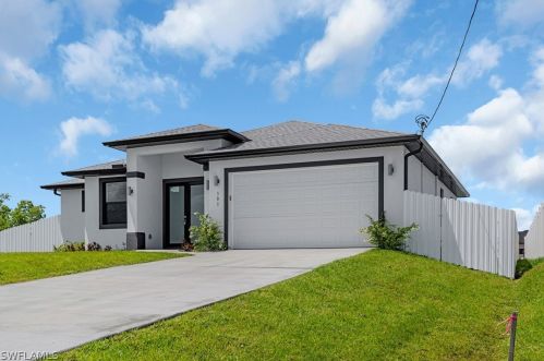 301 15th Ter, Cape Coral FL  33909-1239 exterior