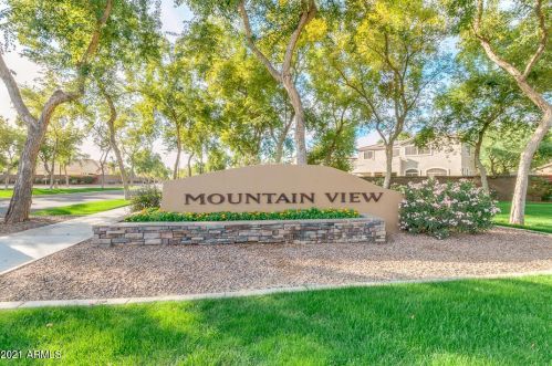 3638 Flamingo Way, Gilbert AZ 85297-5250 exterior