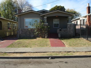 6911 Halliday Ave, Oakland, CA 94605-2359