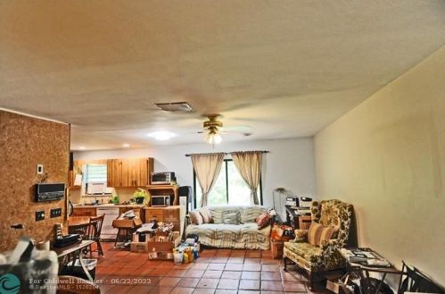 5989 Coconut Blvd, West Palm Beach FL  33411-8578 exterior