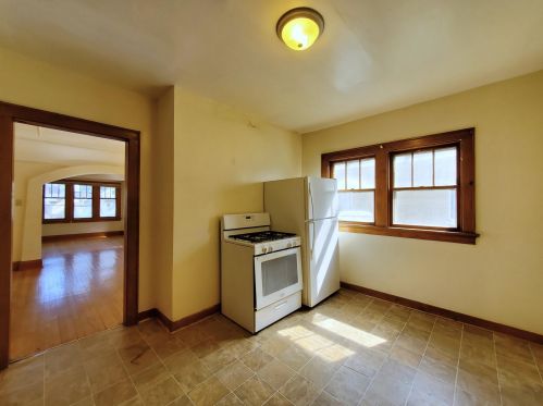 2825 52, Milwaukee WI 53210-1607 exterior