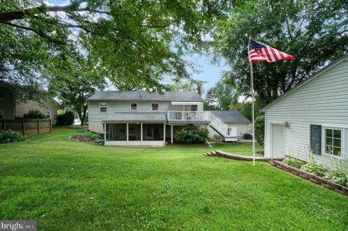 7 Brandywine Dr, Shrewsbury PA  17361-1803 exterior