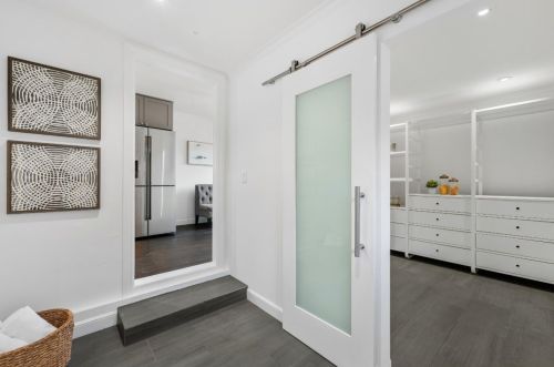 825 3rd Ave, San Bruno CA  94066-3211 exterior