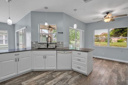 8632 Windy Cir, Boynton Beach FL  33472-5125 exterior