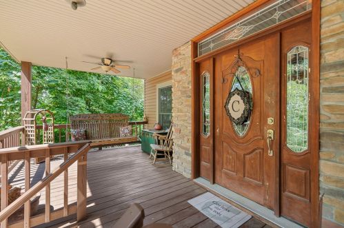 601 6th St, Beaver Falls, PA 15010-4800