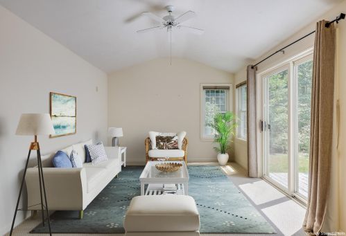 2 Thistle Cir, Yarmouth MA 02675-2532 exterior