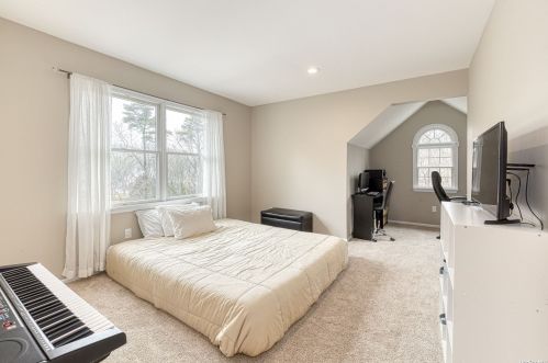 145 Mount Sinai Ave, Mount Sinai NY  11766-2313 exterior