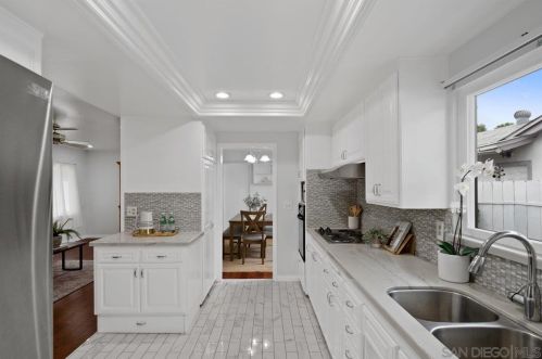 17061 Acena Dr, San Diego CA  92128-2674 exterior
