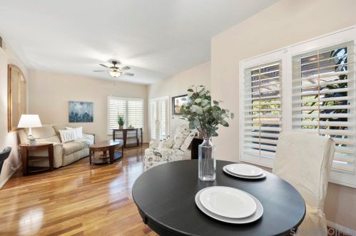 4712 Bryce Cir, Carlsbad CA  92008-4289 exterior