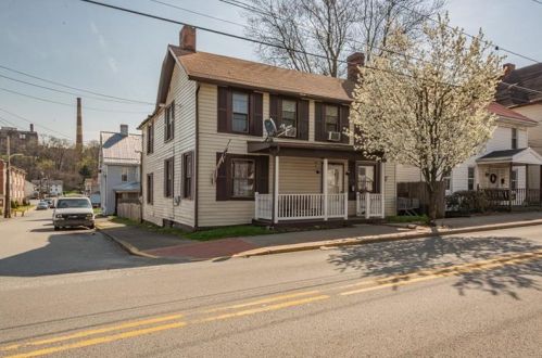 417 Pittsburgh St, South Connellsville, PA 15425-4038