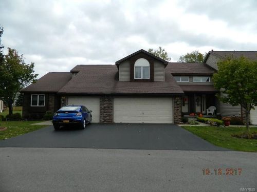 82 Eastwood Pkwy, Cheektowaga, NY 14043-4600