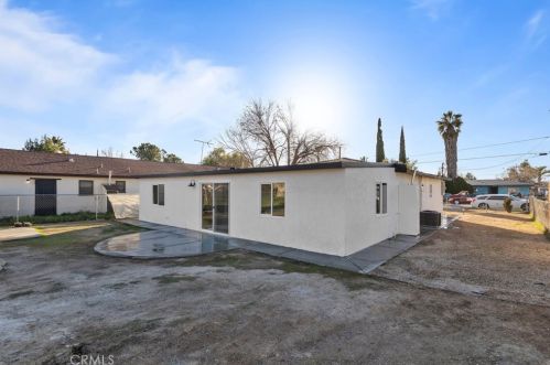 734 Massachusetts Ave, Beaumont CA  92223-2535 exterior