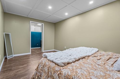 208 Margaret Ave, Evans City PA  16033-9262 exterior