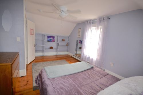 85 Broadway, Derry NH  03038-2019 exterior