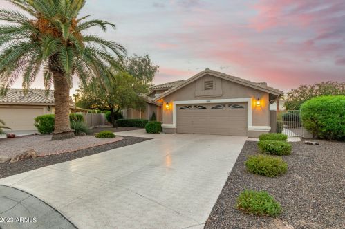 14648 Whispering Wind Trl, Sun City, AZ 85374-3567