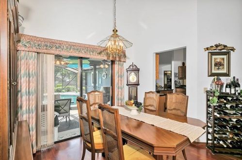 1750 Singing Palm Dr, Apopka FL  32712-2465 exterior