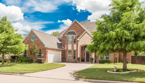 1101 Chesapeake Dr, Midlothian, TX 76063-6358