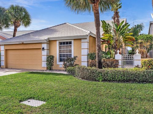 8390 Horseshoe Bay Rd, Boynton Beach, FL 33472-5044