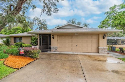 11848 Lakewood Dr, Port Richey, FL 34669-2905