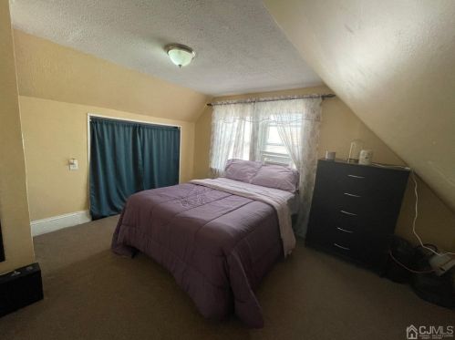 398 Lawrence St, Perth Amboy NJ  08861-2132 exterior