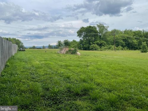 3756 Withers Larue Rd, Charles Town WV  25414-5425 exterior