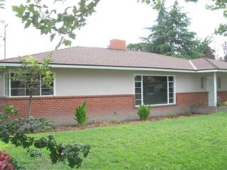 3635 Madison Ave, Fresno, CA 93706-2132