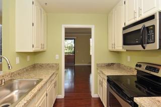 241 El Camino Real, San Mateo CA  94401-2507 exterior