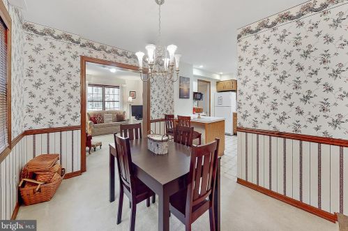 239 High St, Hummelstown PA  17036-2406 exterior