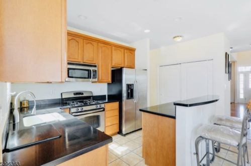 232 Woodland Ave, East Orange NJ  07017-2026 exterior