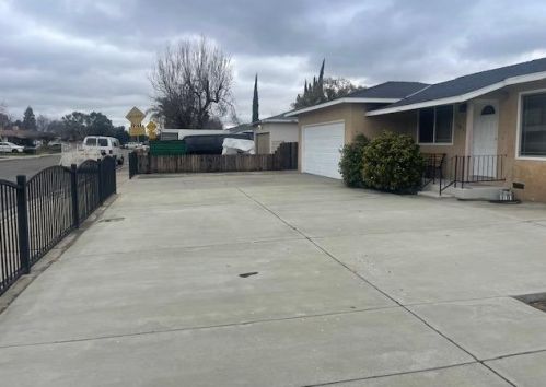 7012 Doris Ave, Winton CA  95388-9566 exterior
