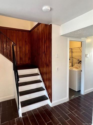 11 Silo Ln, Middletown NY  10940-2603 exterior