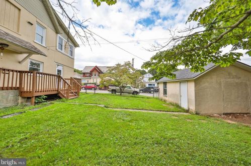 407 2nd St, Bangor PA  18013-2514 exterior