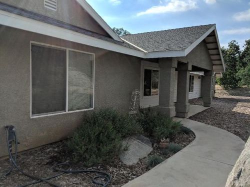 41359 Partridge Ln, Orange Cove, CA 93675-9007