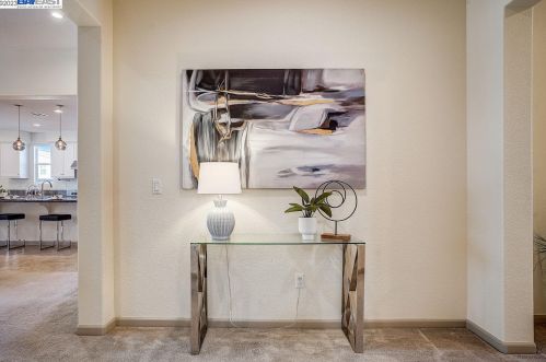 70 Thunder Bay Ct, West Pittsburg CA  94565-7924 exterior