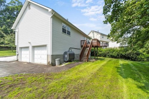 228 Monroe Ave, Monroe NY  10950-1243 exterior