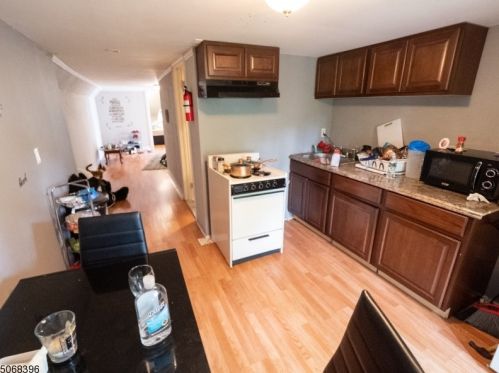 9 17th St, East Orange NJ  07017-5119 exterior