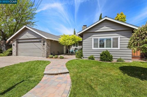 6747 Tory Way, Pleasanton CA  94568-2144 exterior