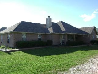 7416 County Road 424, Thrall, TX 76578-8550